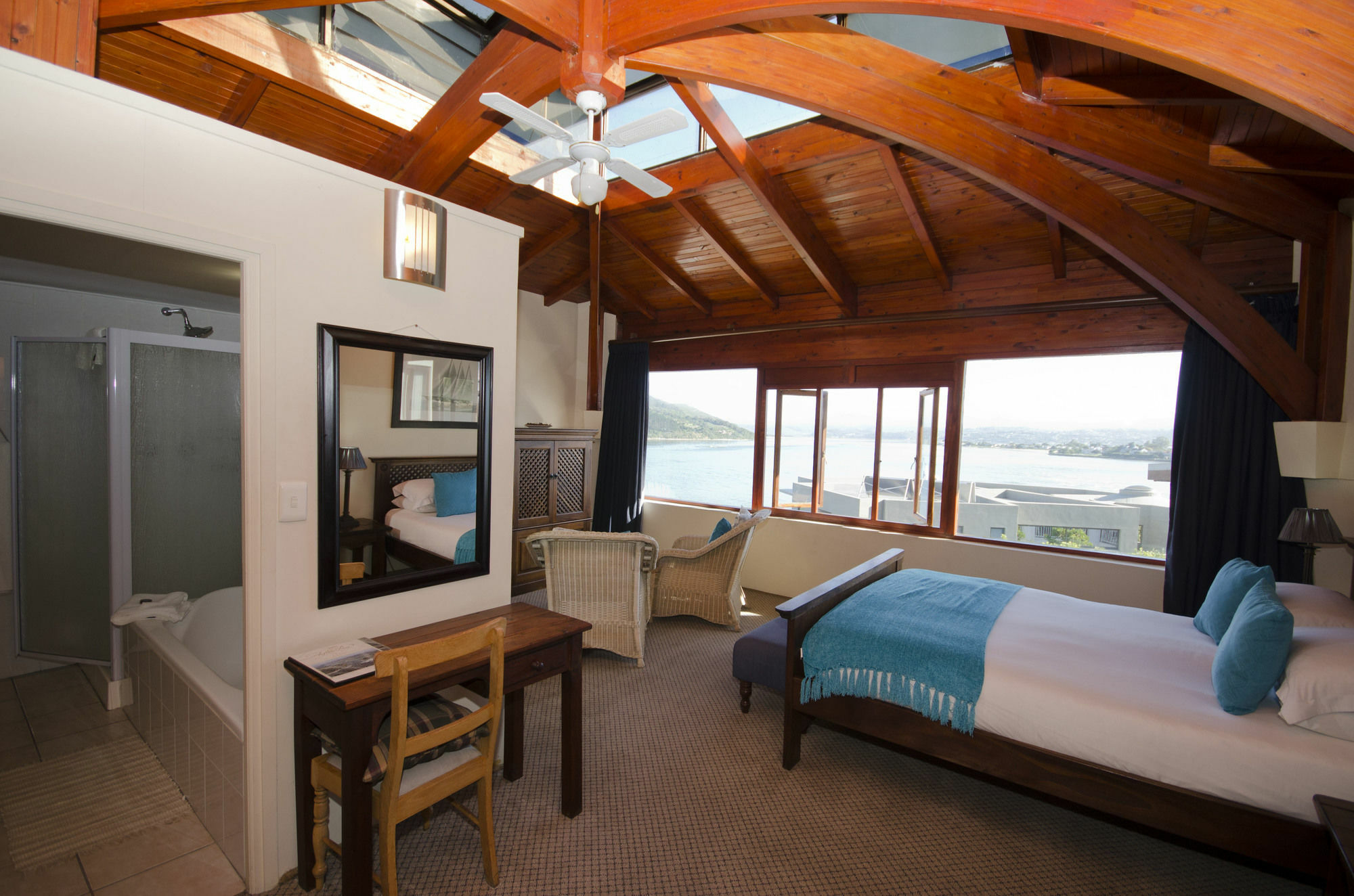 Augusta Bay Guest House Knysna Exteriör bild