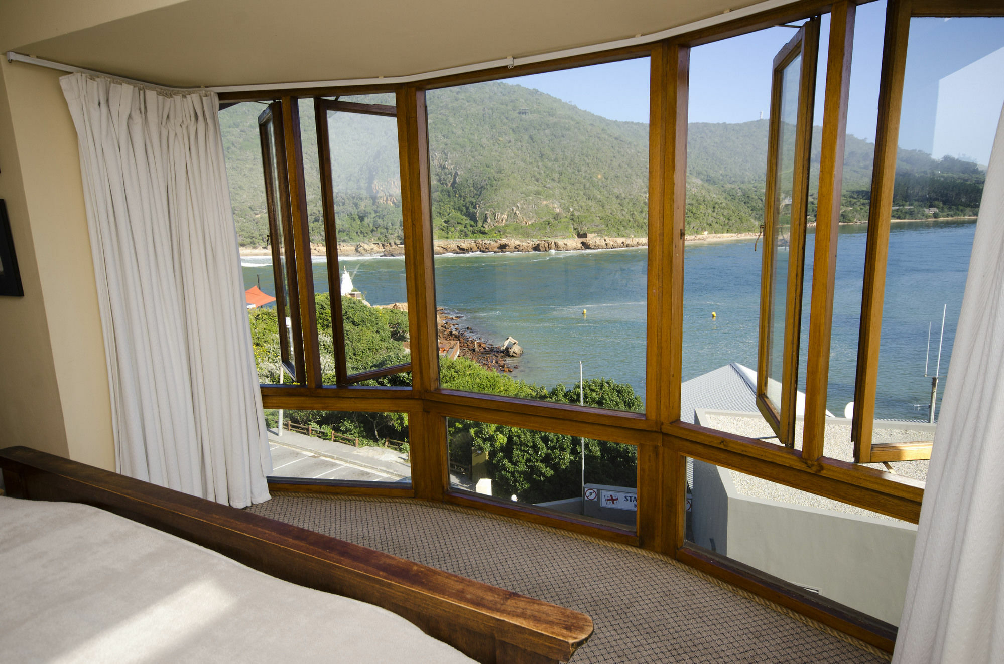 Augusta Bay Guest House Knysna Exteriör bild